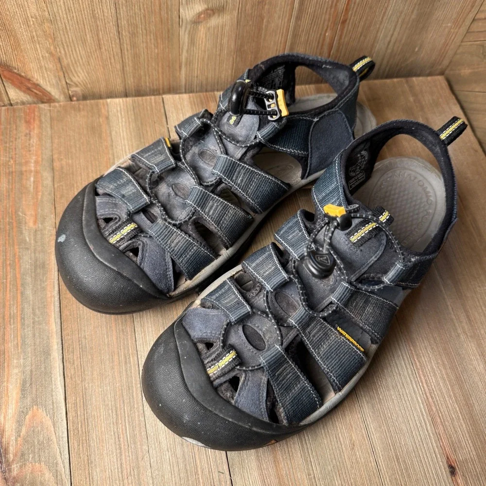 Keen Mens Newport H2 Water Hiking Sandals Size‎ 11 Blue Black Trail Shoes